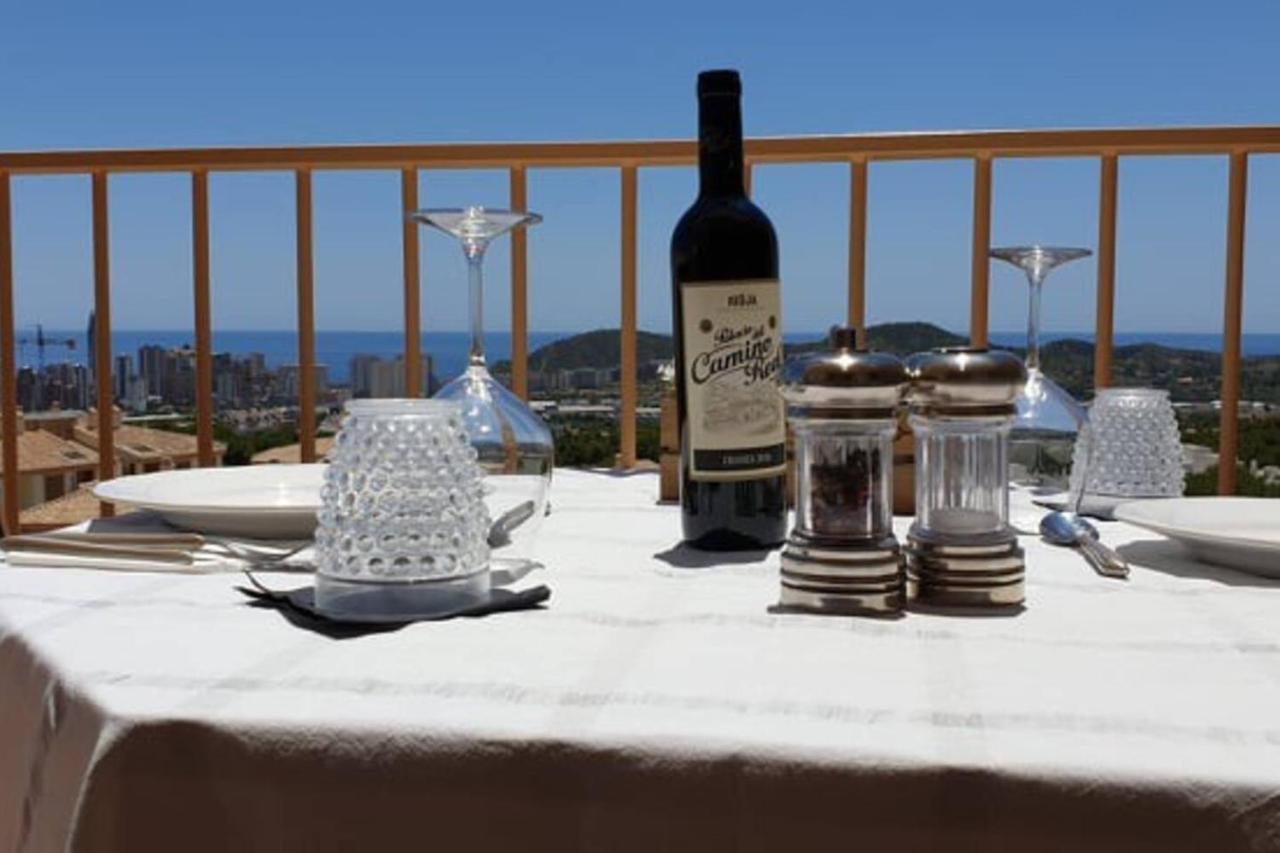 2 Bed Penthouse Apartment - Sea Views - Sleeps 4 Finestrat Eksteriør bilde