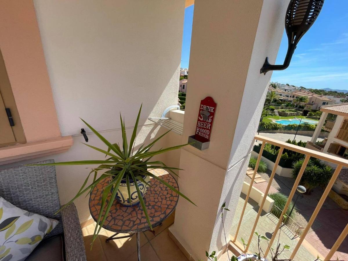 2 Bed Penthouse Apartment - Sea Views - Sleeps 4 Finestrat Eksteriør bilde